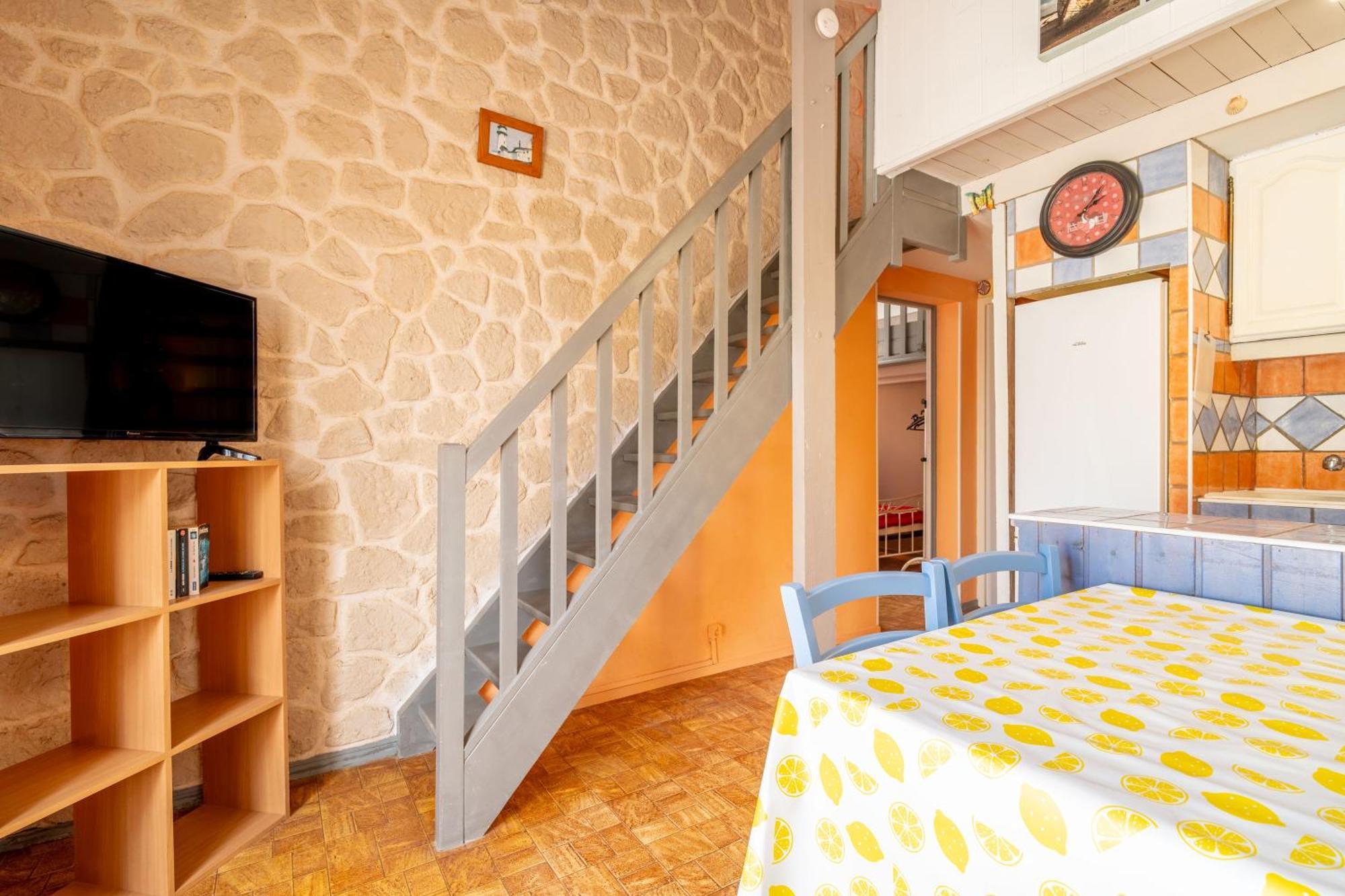 Maison Fleurynes Флёри Экстерьер фото